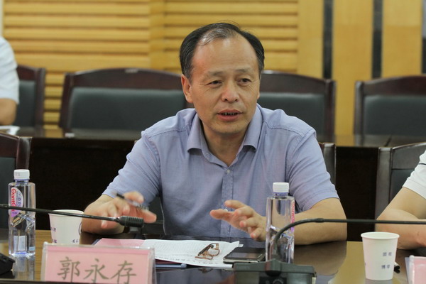 会议现场8月11日下午,淮南市委常委,副市长张祖保率规划,国土,大通区